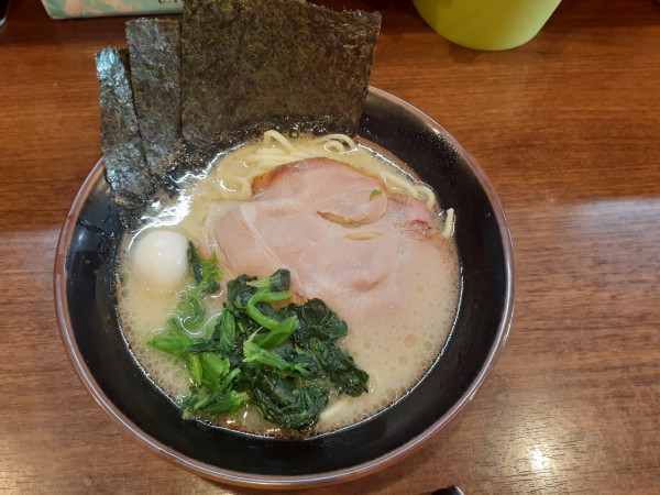 「塩ラーメン」@横浜家系ラーメン 大岡家 鶴川店の写真