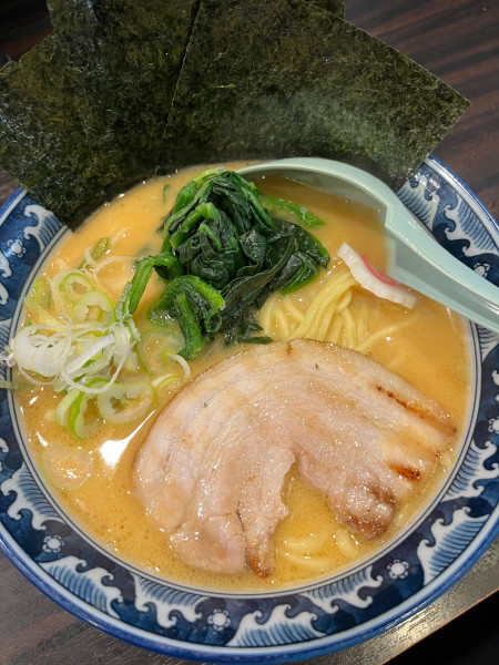 「濃厚豚骨ラーメン」@麺屋 武士道 本店の写真