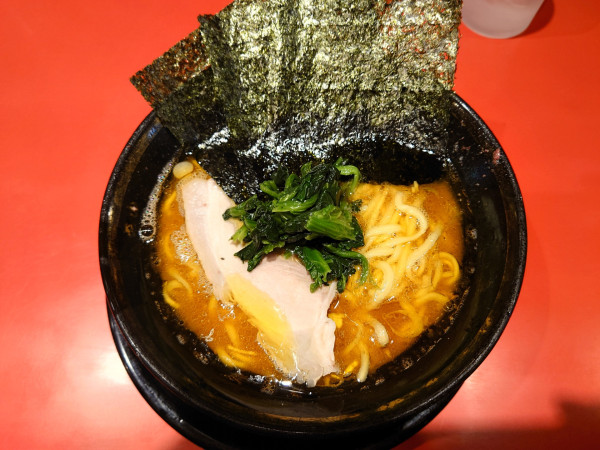 「ラーメン￥870＋ライス¥150」@環2家 川崎店の写真