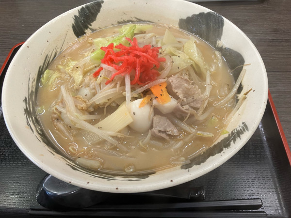 「チャンポン風塩タンメン」@万八らーめん 中央店の写真