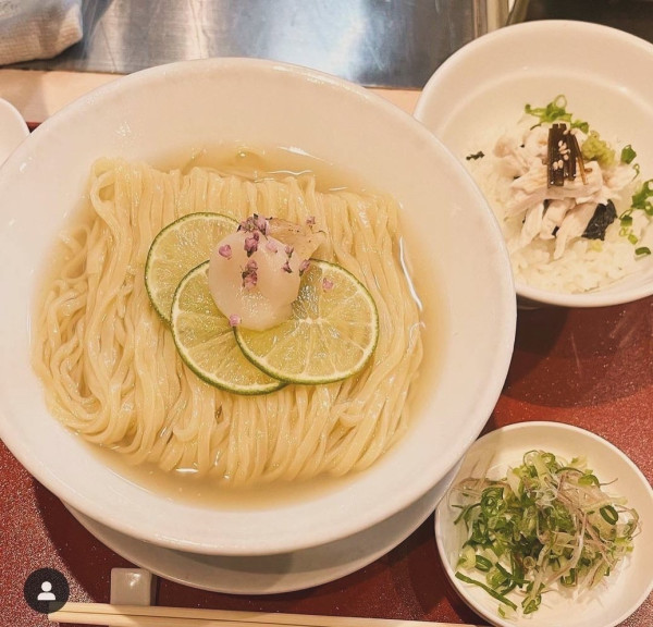 「限定宍道湖しじみの冷やし」@燃えよ麺助の写真