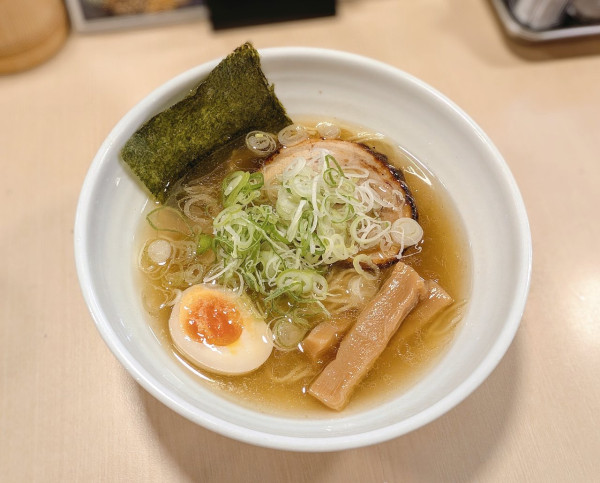 「しお」@中華そば 陣屋の写真