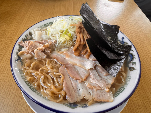 「中華そば大盛りチャーシュー増しのり増しメンマ増しネギ増し」@ケンちゃんラーメン 古河店の写真