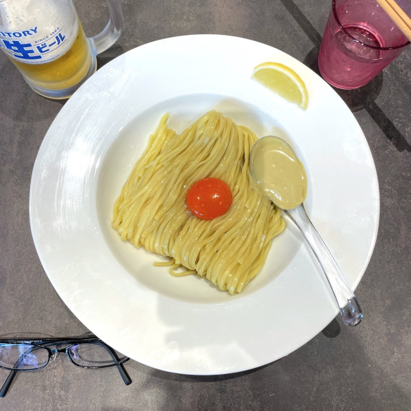 「牡蠣バターたまご麺」@むかん横浜の写真