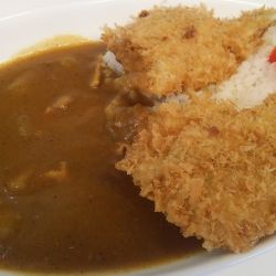 スティックカレー並 820円