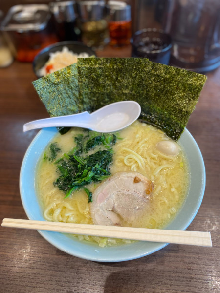 「ラーメン塩大盛ほうれん草マシ」@福山 魂心家の写真