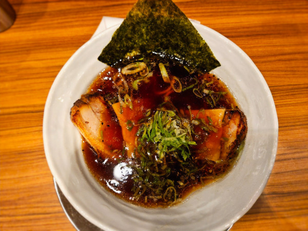 「しょうが醤油半麺」@ラーメンいっとうや CoCoLo新潟店の写真