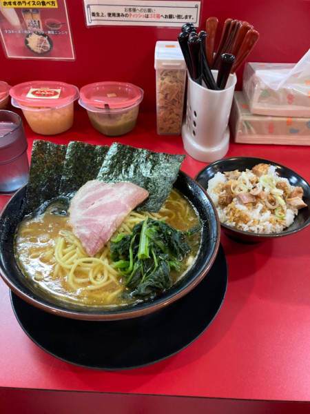 「豚骨醤油　大　まかないメシ」@とらきち家 光の写真