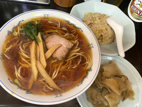 「半チャンラーメン920円＋ザーサイ250円」@中華そば 成光の写真