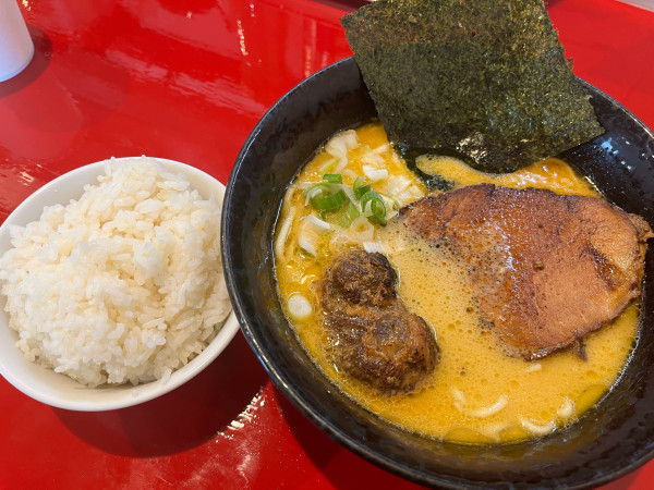 「味噌太麺固めライス990円」@らーめん 極壱の写真