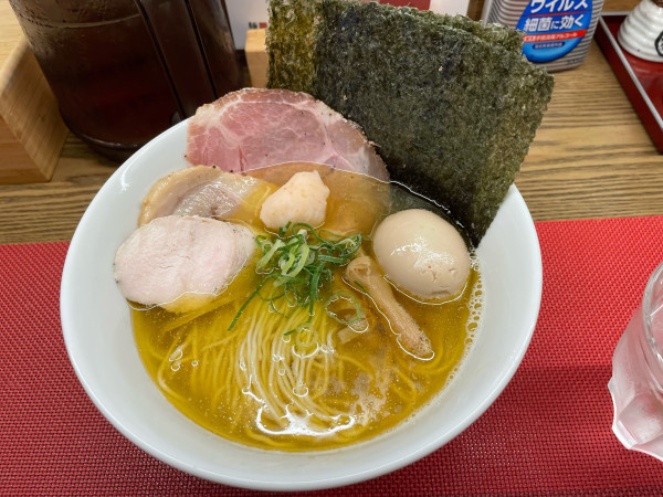 「特製鶏清湯塩ラーメン¥1,300」@麺LOUISの写真