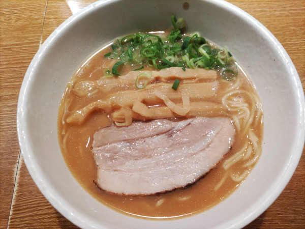 「鶏白湯醤油780円」@中華そば 桃李の写真