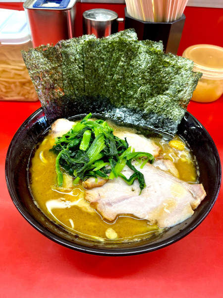 「チャーシュー麺(並)TP海苔」@ラーメン杉田家の写真