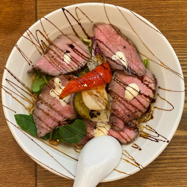 「ローストビーフのしょうゆまぜそば ¥1,500」@らぁめん山と樹の写真