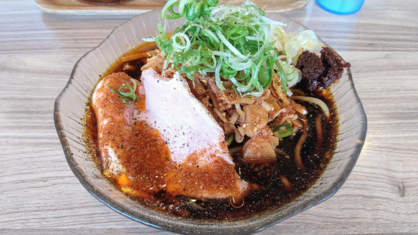 「【限定】冷やしスタミナラーメン」@くじら食堂 nonowa東小金井店の写真