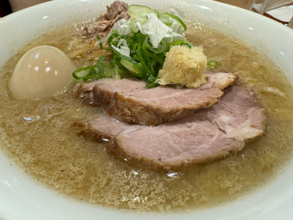 「味噌ラーメン、味玉」@三ん寅の写真