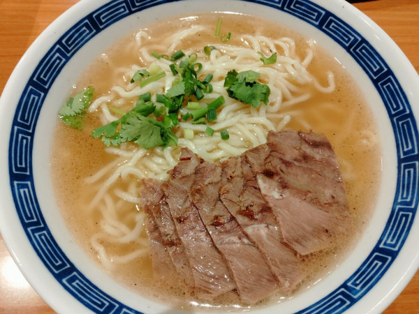 「牛肉ラーメン」@八戒屋 小岩店の写真