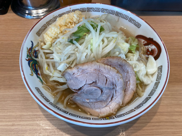 「ラーメン（小）ニンニクマシマシ950円」@豚山 環2下永谷店の写真