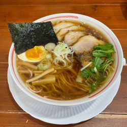 チャーシューメン+ワンタン皮