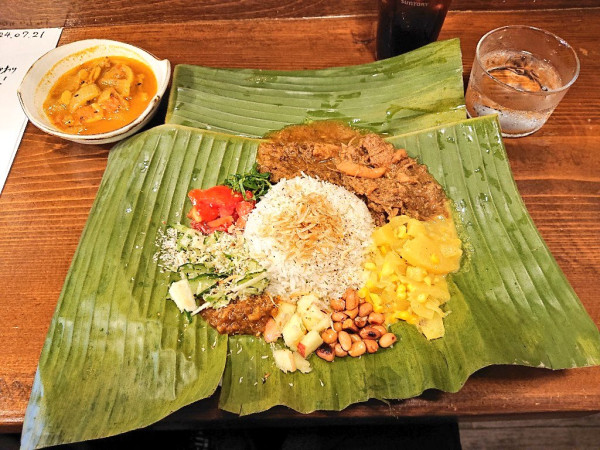 「本日の創作ナシレマ、など」@間借りナシレマ屋シモカワスパイス 高円寺店の写真