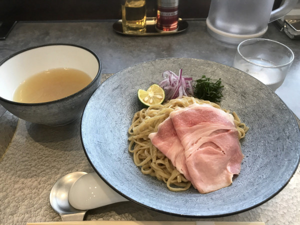 「冷製貝出汁つけ蕎麦（限定）」@宍道湖しじみ中華蕎麦 琥珀 池袋店の写真