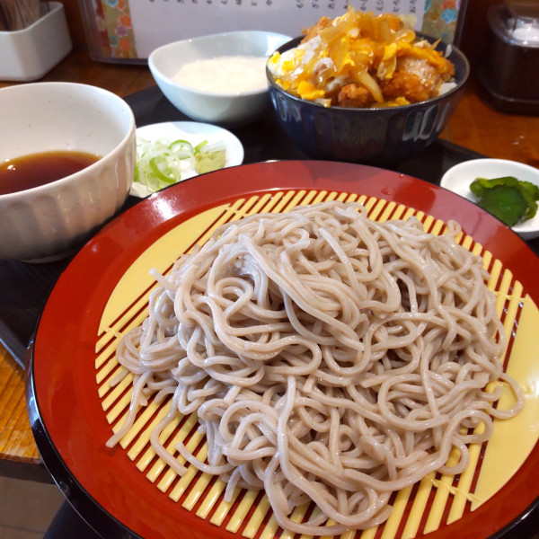 「とろろそば（￥580）＋ミニかつ丼（￥400）」@食堂あおいの写真