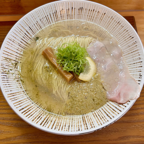 牡蠣そば(並:850円)