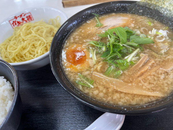 「濃厚中華ラーメン　替え玉」@ラーメンガキ大将 谷田部店の写真