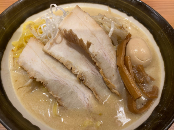 「味玉味噌ラーメン」@いと井 東京ラーメン横丁店の写真