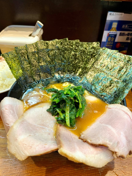 「チャーシュー麺【TP】海苔、ライス」@末廣家の写真