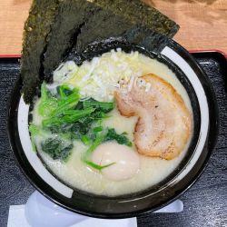 横濱とんこつTUKASA 港南台店の画像