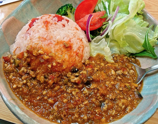 「北本トマトカレー」@ラーメン専科 めんやの写真