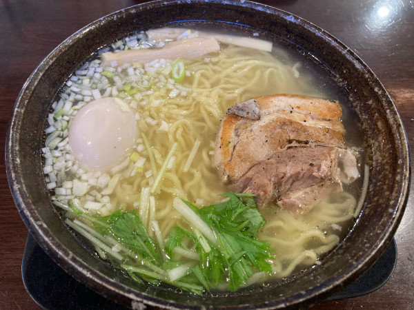 「炙りちゃーしゅー麺・中盛、味玉」@麺らいけんの写真