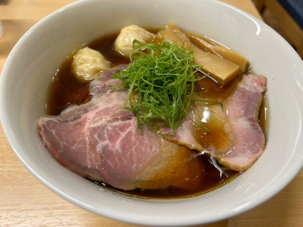 「特製醤油ラーメン」@NAGASHARIの写真