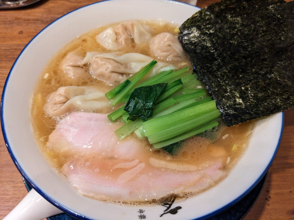 「ワンタンメン(麺固め)」@豚骨 蒼翔の写真