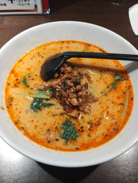 「ランチ②(担々麺、青椒肉絲丼)」@上海華龍 ヤマダ電機LABI1高崎店の写真