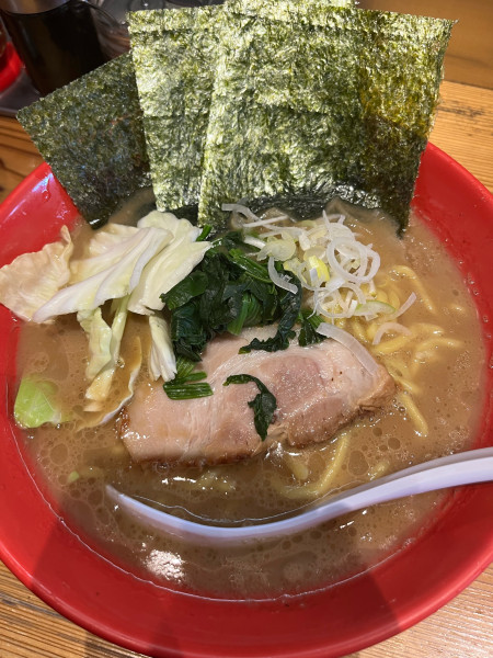 「ヤバいラーメン」@圭一屋 本店の写真