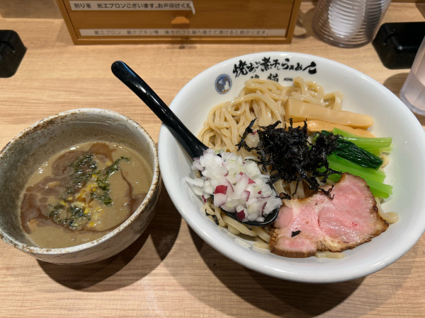 「濃厚煮干しつけ麺」@焼あご煮干しらぁめん 碧猫の写真