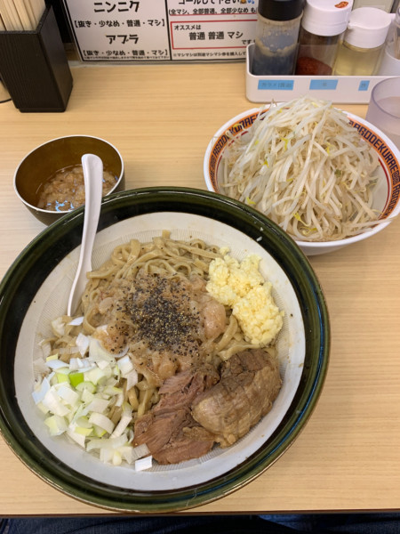 「汁なし」@麺屋 顎で喰らえの写真