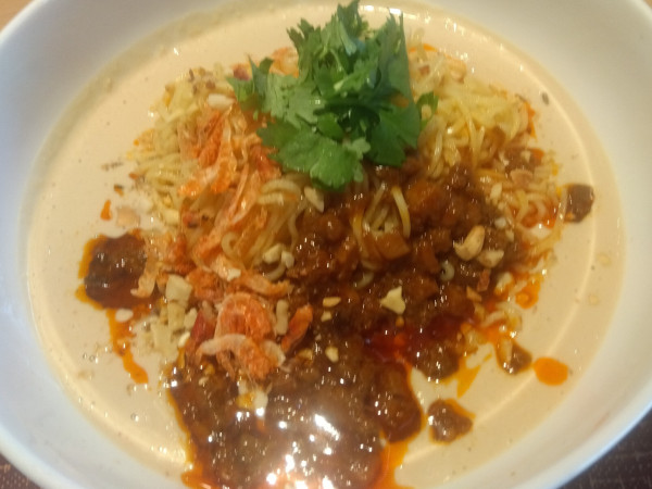 「（飯田商店店主監修）冷やし豆乳担々麺¥1485」@デニーズ 川越東町店の写真