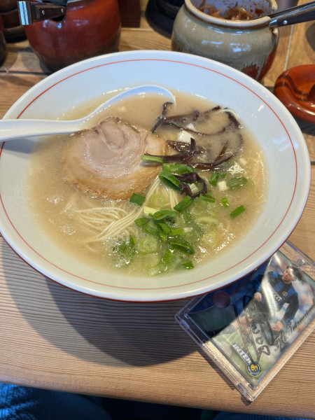 「純製らーめん」@博多らーめん 虎の写真