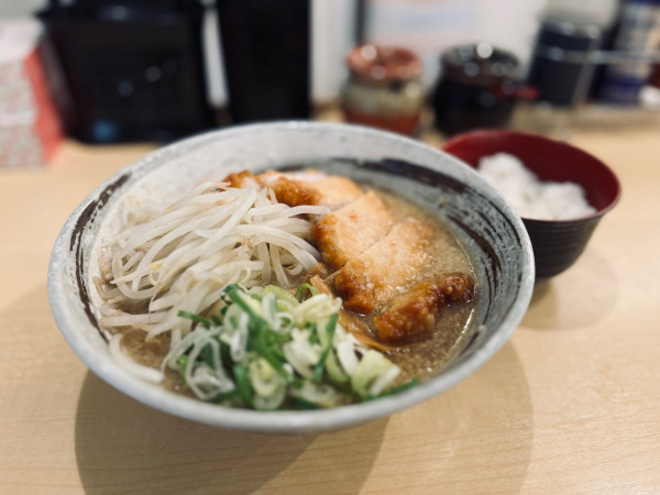 「パーコーめん（脂多め￥1000）＋ライス（￥120）」@こってり脂らーめん きたろうの写真