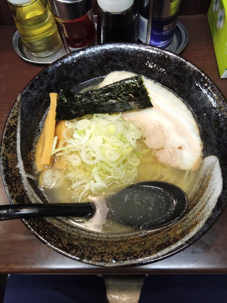 「塩しょうがらーめん」@裏 我馬らーめんの写真