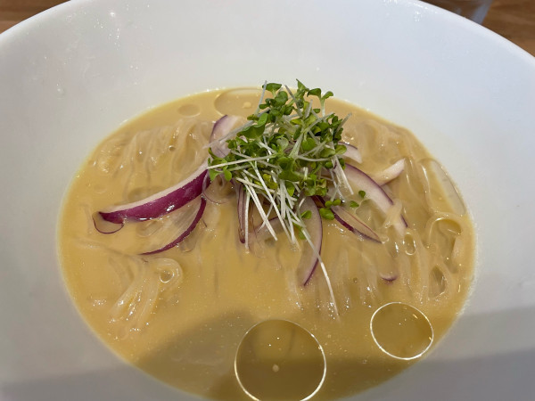 「冷や牡蠣」@麺庵 利休の写真