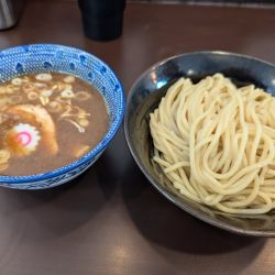 濃厚つけ麺　中盛980円