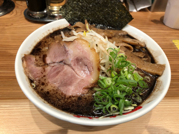 「らーめん」@なんつッ亭  町田店の写真