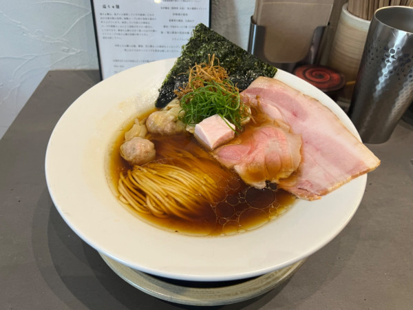 「特上醤油らぁ麺2100円」@Ramen Break Beatsの写真