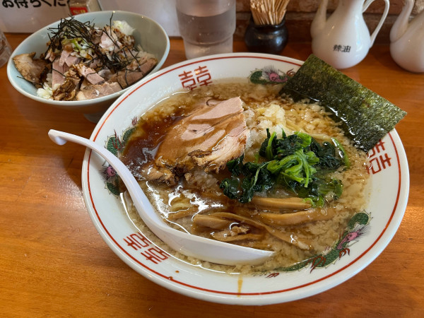 「とんこつ醤油ラーメン 900円＋チャーシュー丼 350円」@中華そば 亜雄の写真