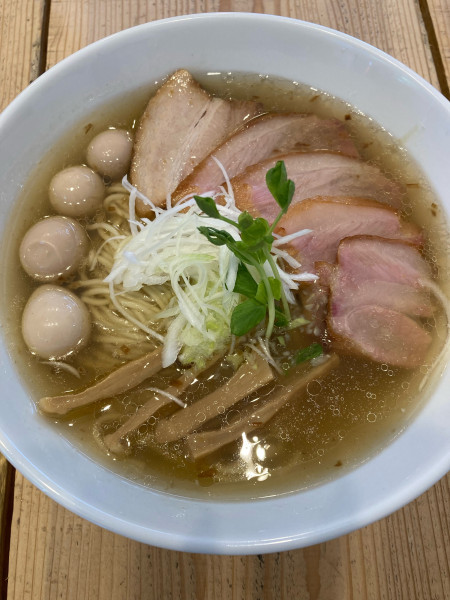 「潮そば＋チャーシュー＋うずら」@The Noodles & Saloon Kiriyaの写真