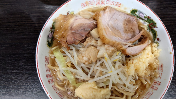 「ラーメン　野菜少なめ　950円」@ラーメン二郎 川越店の写真